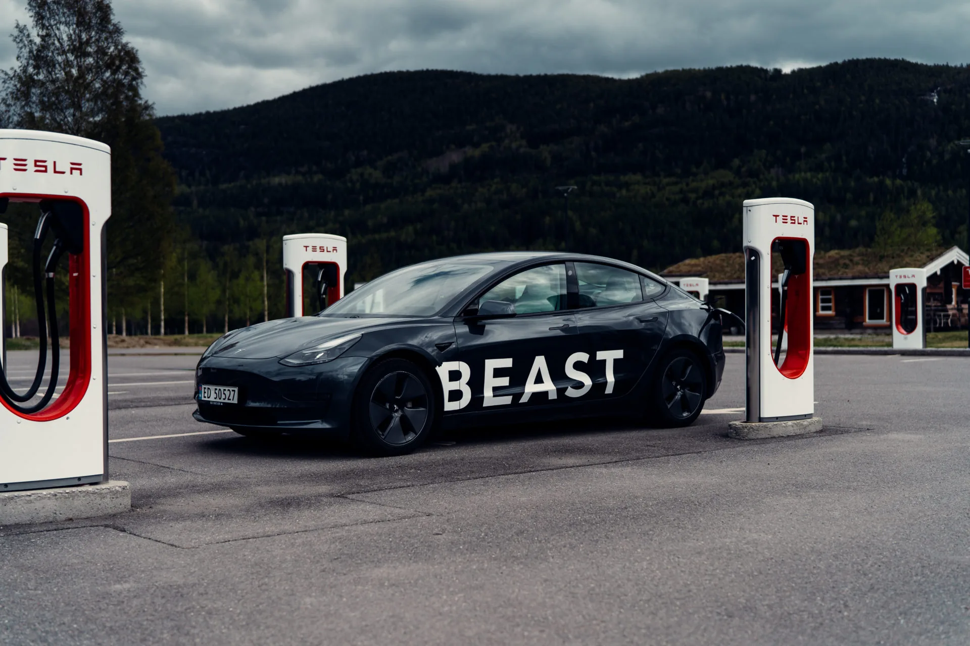 City-to-city travel in a Tesla: Charging between Tallinn and Bratislava